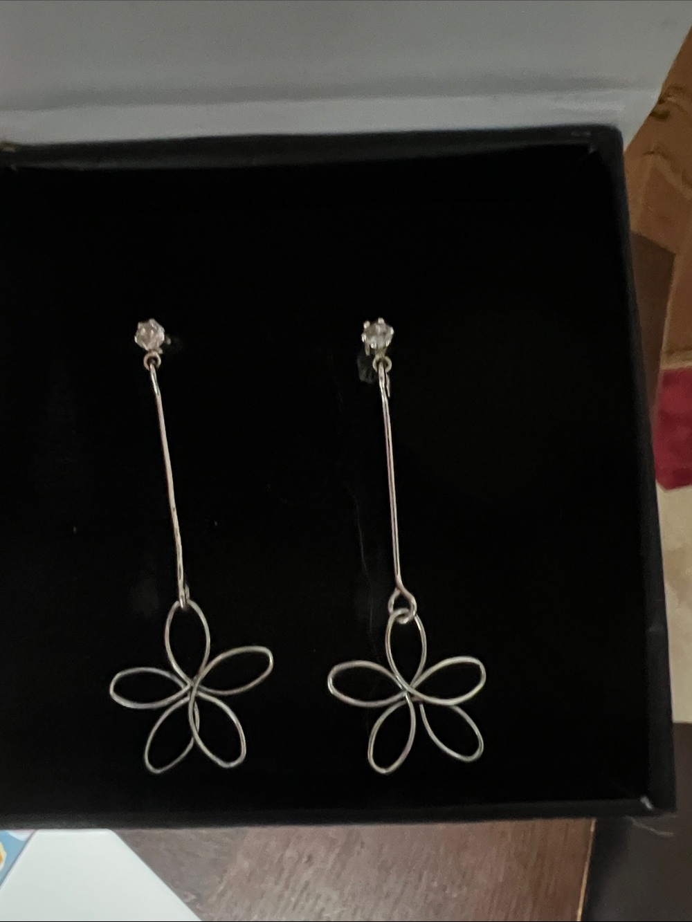 NEW Cate & Chloe Delicate Silver Flower Drop Earrings